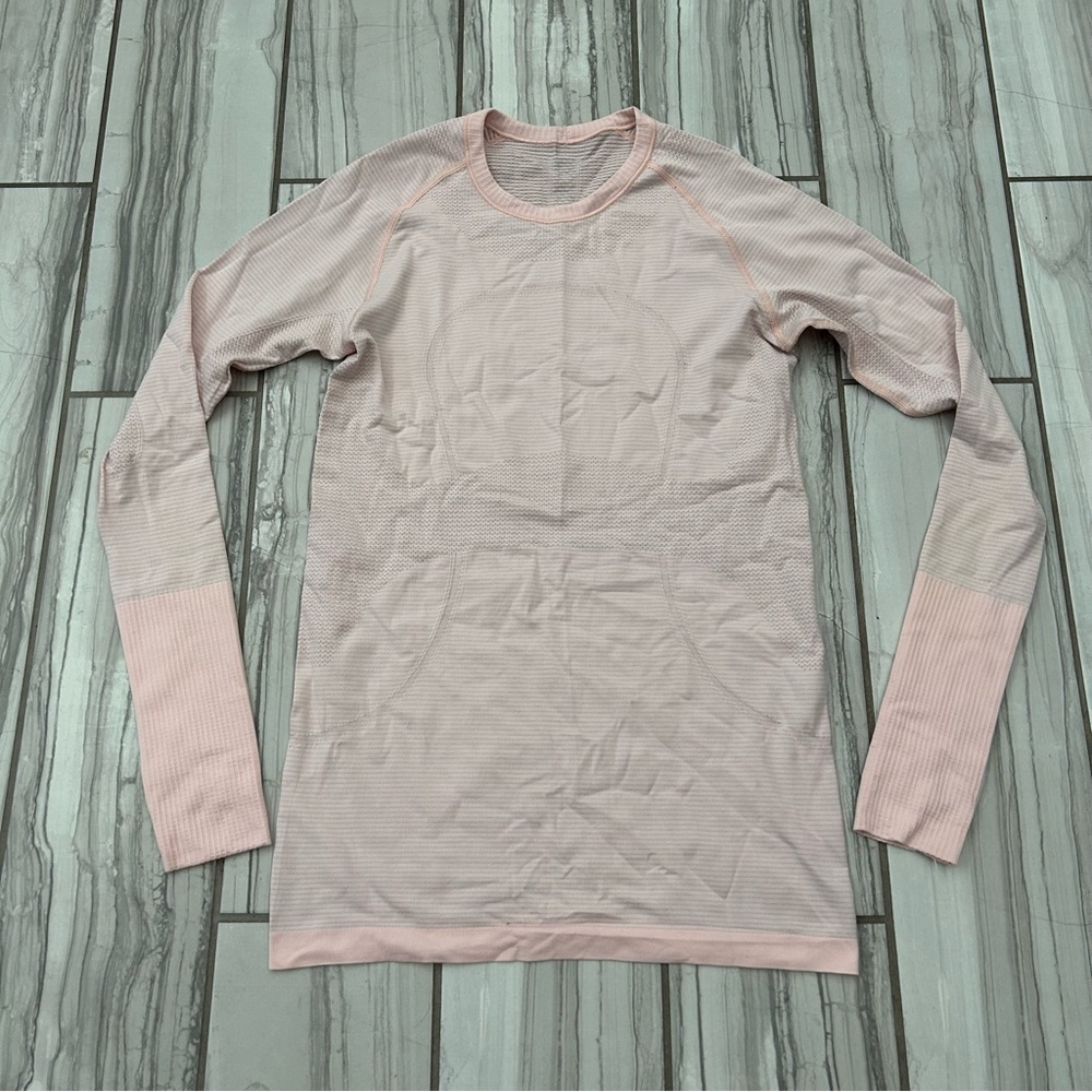 Lululemon long sleeve. EUC like new